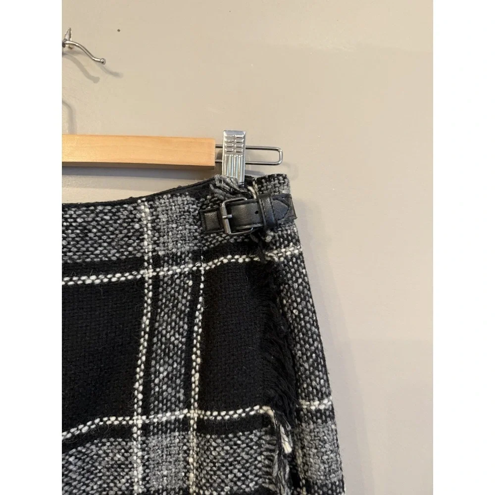 TALBOTS Wool Blend Long Wrap Maxi Skirt Gray Black White Plaid Italian Size 10